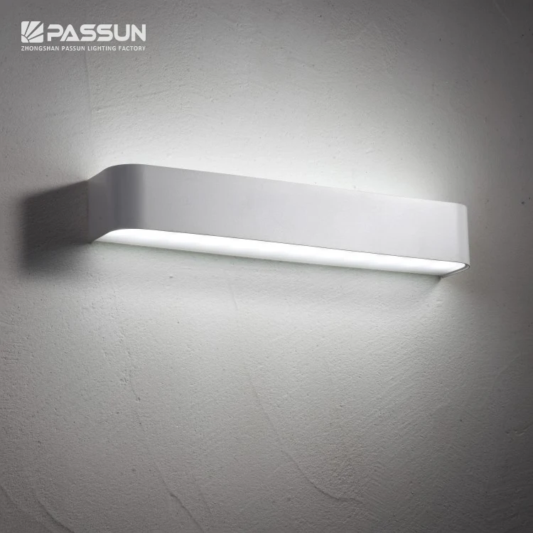 
Good quality white painting hotel home led mirror wall light modern bathroom surface wall light led 