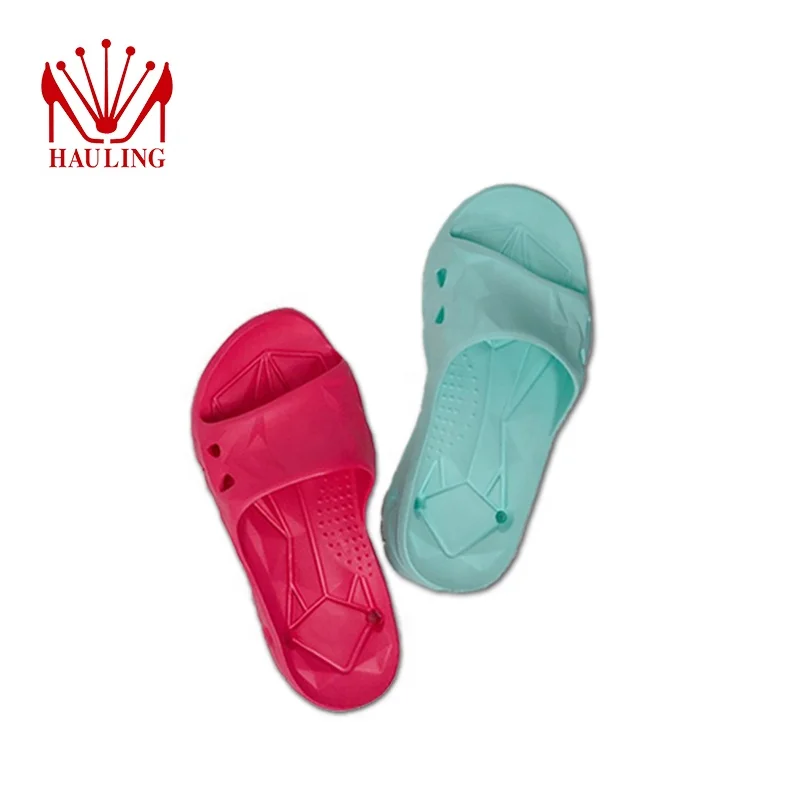 Water-draning Outdoor Indoor Slipper for Adults and Children Drain Slipper EVA Foam Shoe Sole Slipper