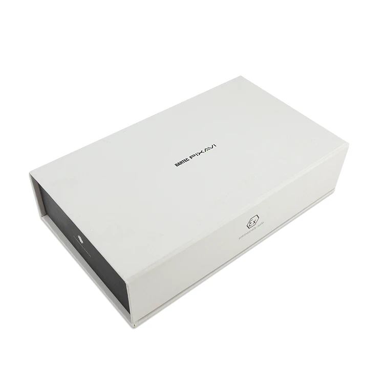 Luxury flip top boxes with magnetic catch white gift box cardboard magnetic closure gift box for phone