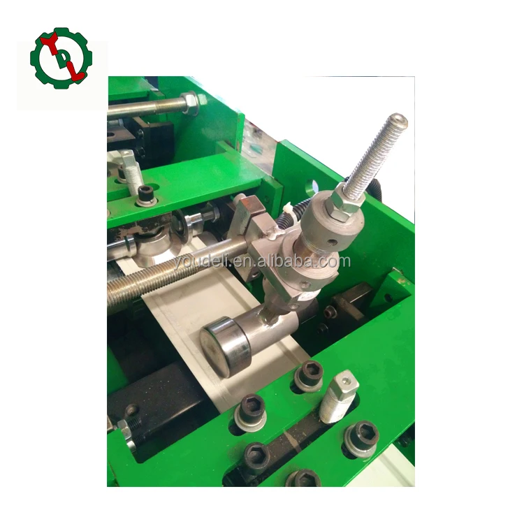 Low Price Roof Panel Panel Steel Rolling Mill Machinery Ceiling Board Making Machine