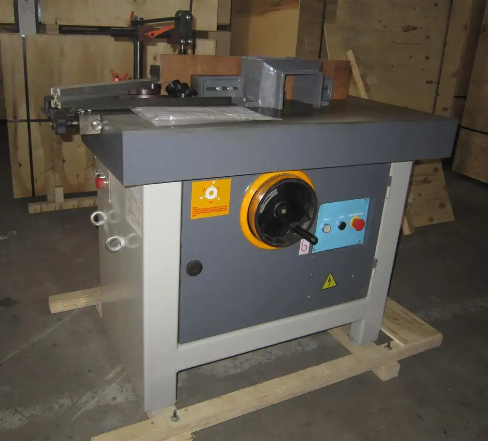 Spindle shaper moulder woodworking machine