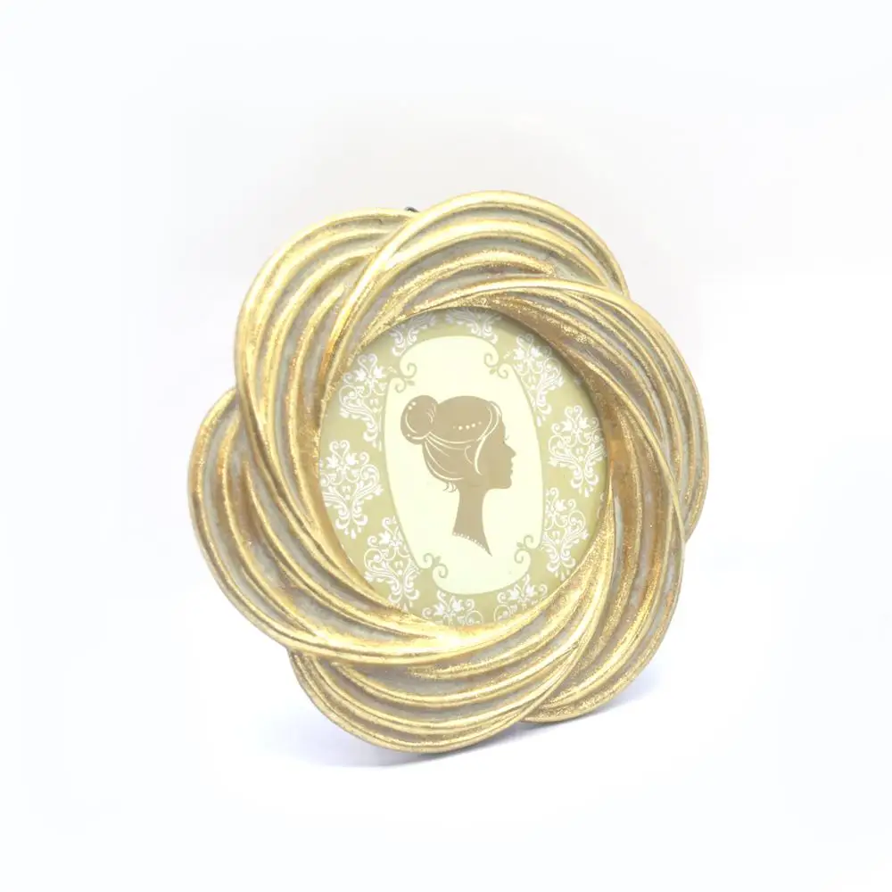 Wholesale artificial mini funny round flower shape  photo frame resin 4x4 glossy green cream