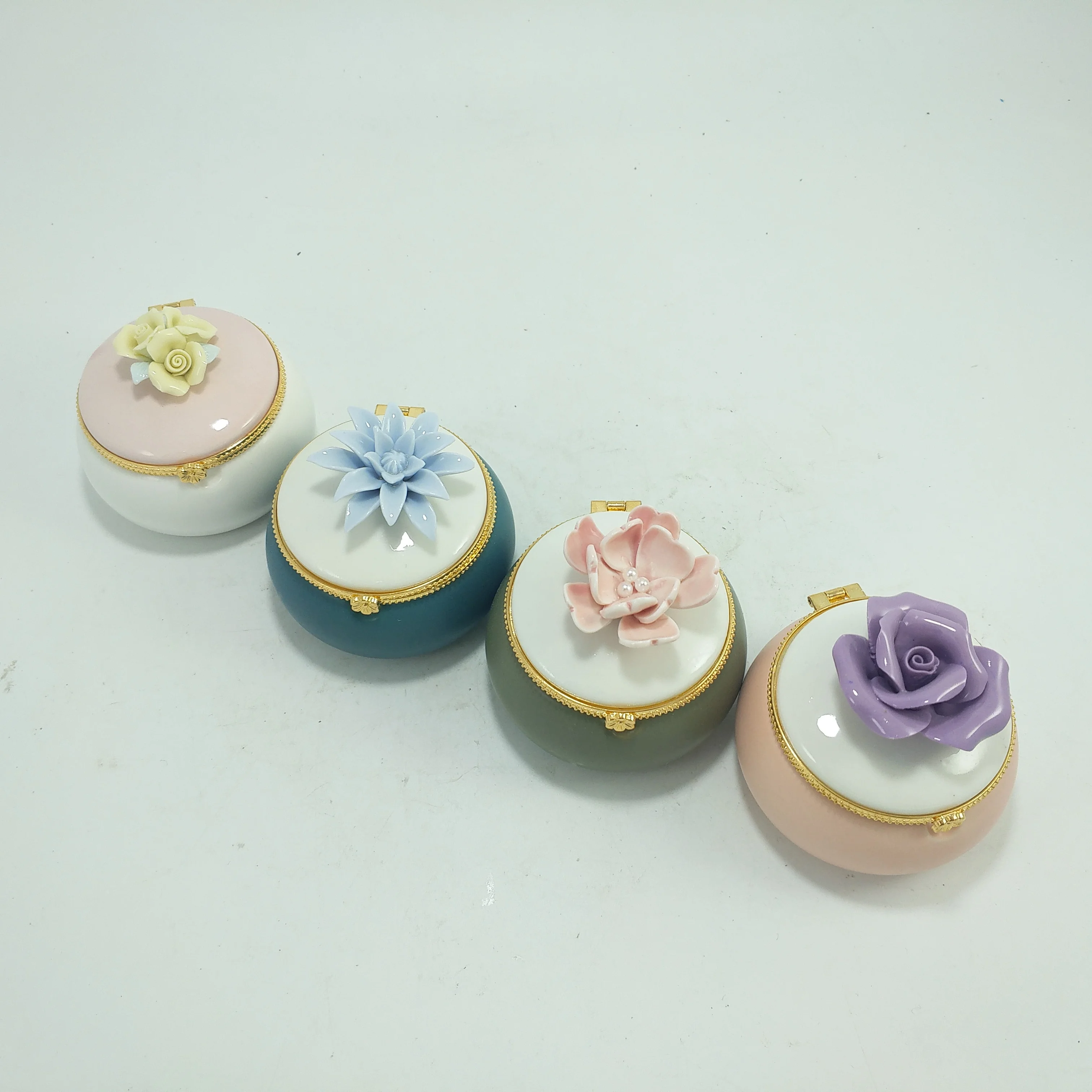 Small ceramic Floral hinged trinket  Lidded jewelry Boxes