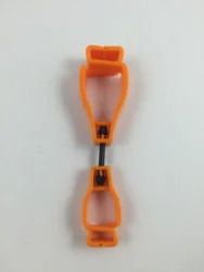 Customize Factory Direct Sale Standard Size Pom clip glove holder Plastic Glove Holder Clips