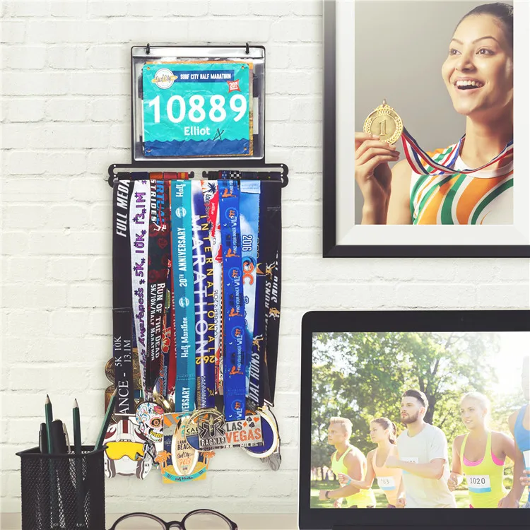 Factory Custom Medal Display Hanger Marathon Medal Holder With Bib Pouches