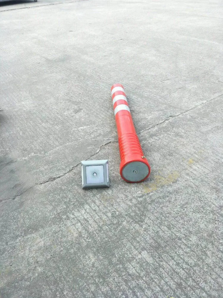 
Strong magnetic base with TPU post warning post 