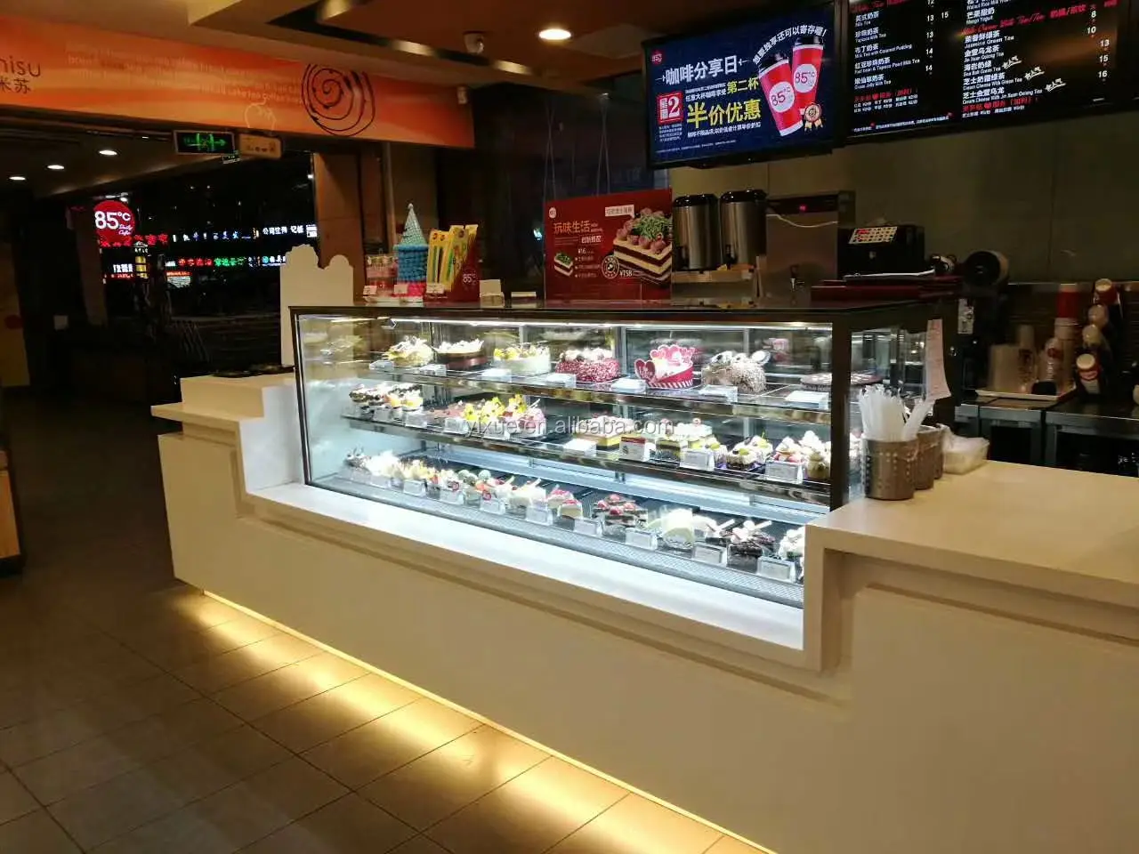 2m Luxury Glass Door Fridge Cake Display Showcase