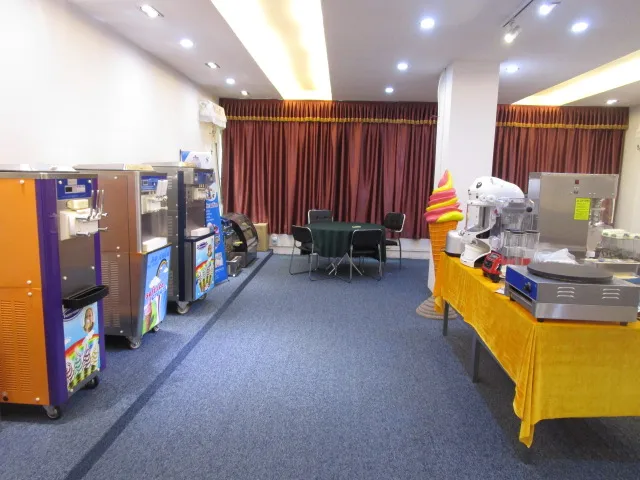 Desk type best model mini frozen yogurt machine price (ICM-5A PLUS)