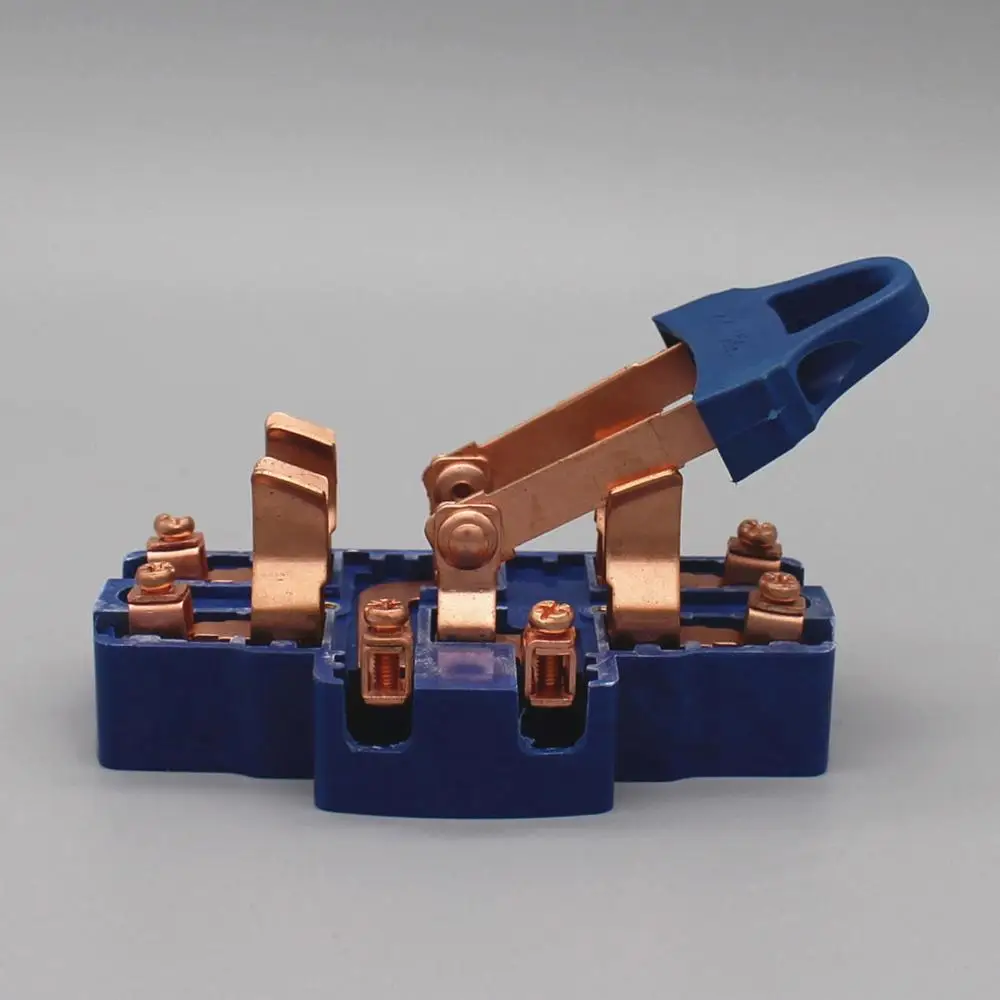 2 полюса переключения мощности над лезвием переключатель