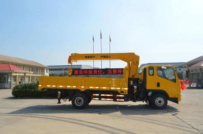 
3.2 ton truck with crane 3200kg mini truck lorry-mounted crane 