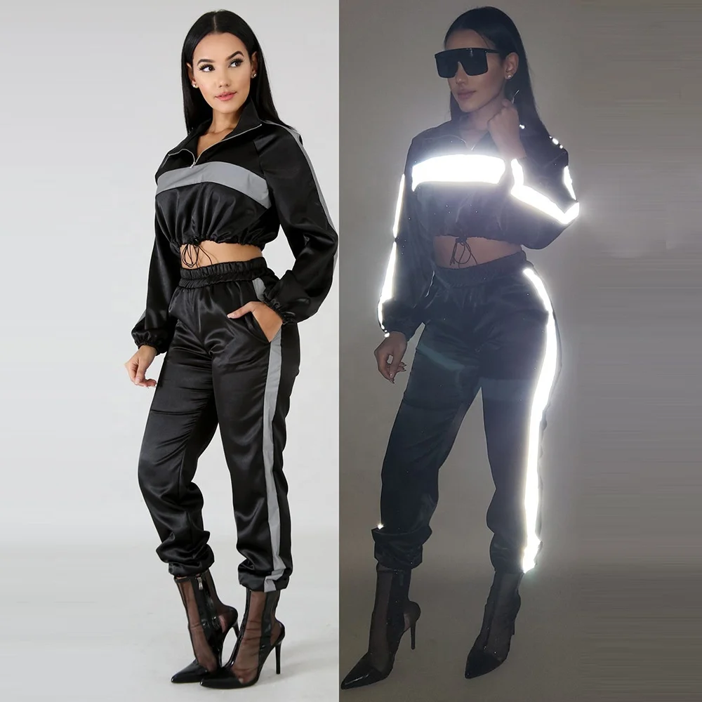 Drop Shipping Wholesale Hooded Reflective Stripes Trackssuit Two Pieces Womens Tracksuit Sets