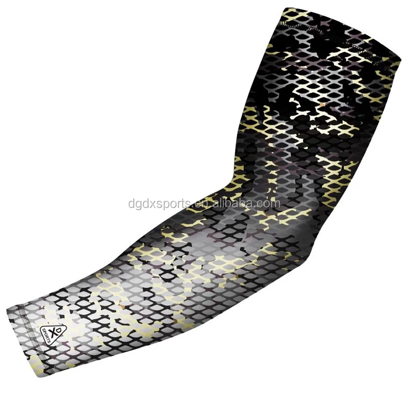 
Good quality USA Badger women polyester spandex Digital Camo Arm Sleeves 