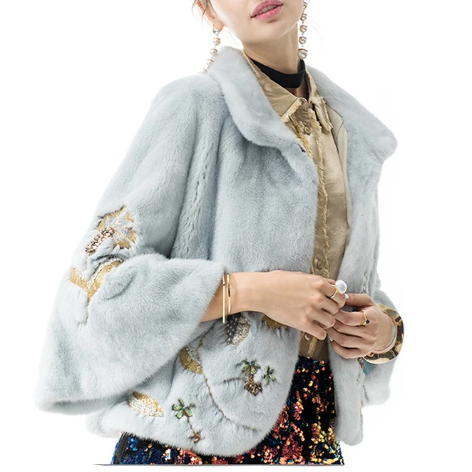 
2021 Europe Royal Luxury All Mink Real Fur Coat Women Short Style 100% Mink Furry Jackets with Beading Design 