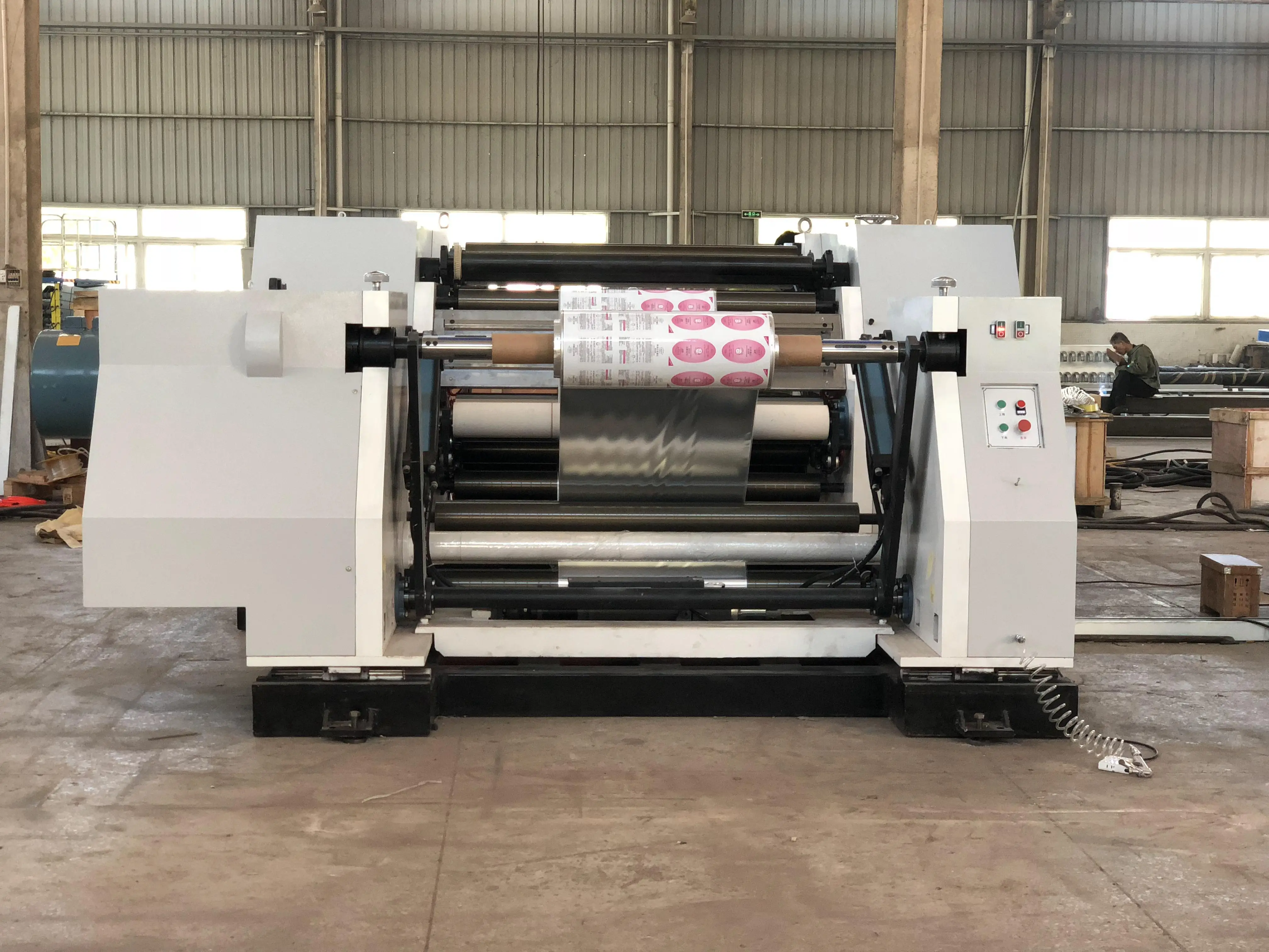 
Automatic Aluminum Foil Laminated Paper Slitting Machine Paper Slitter Rewinder Machine 