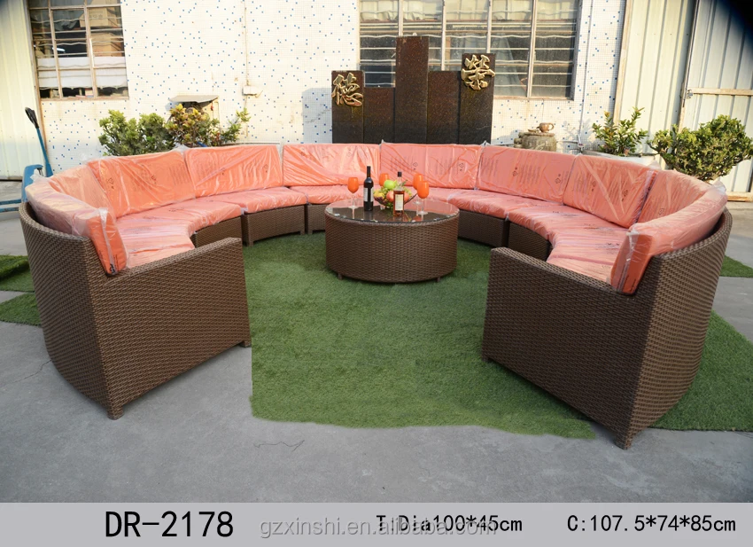 Патио круглый секционный диван простой стиль открытый ротанг PE диван с журнальным столиком