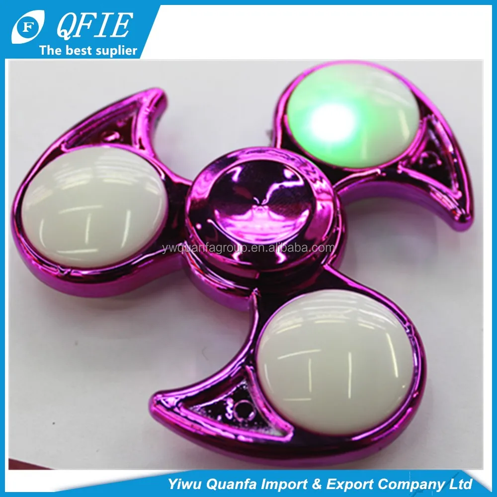Hot sale tri-spinner hand spinner toy with 608 ceramic bearing fidget spinner