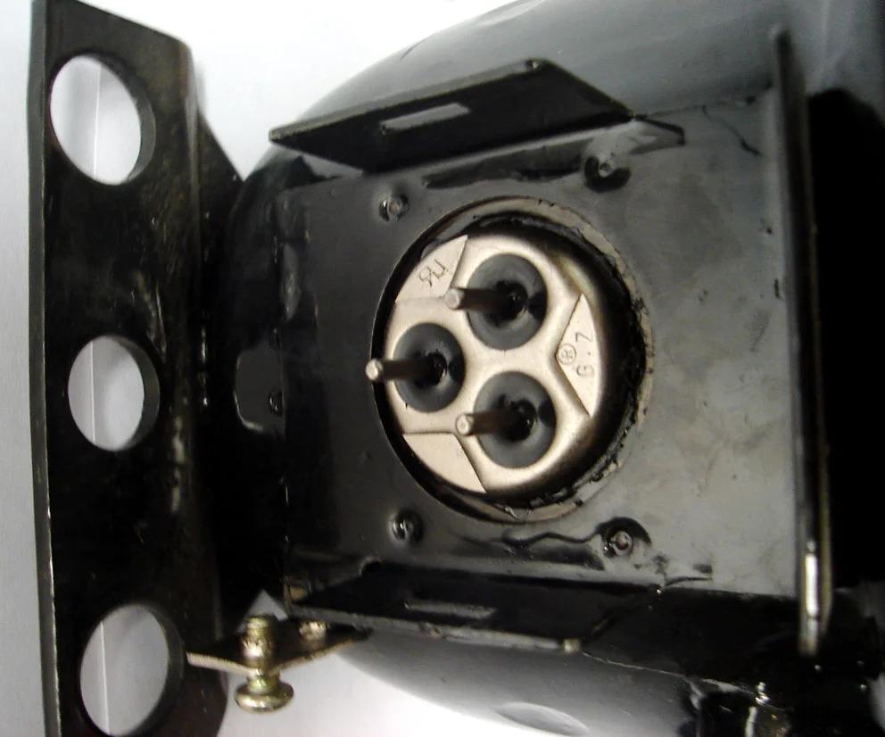 Холодильник Toeflex 220-240 В/50 Гц 1/11 hp 1/4 hp 55 Вт R134a, Холодильный компрессор