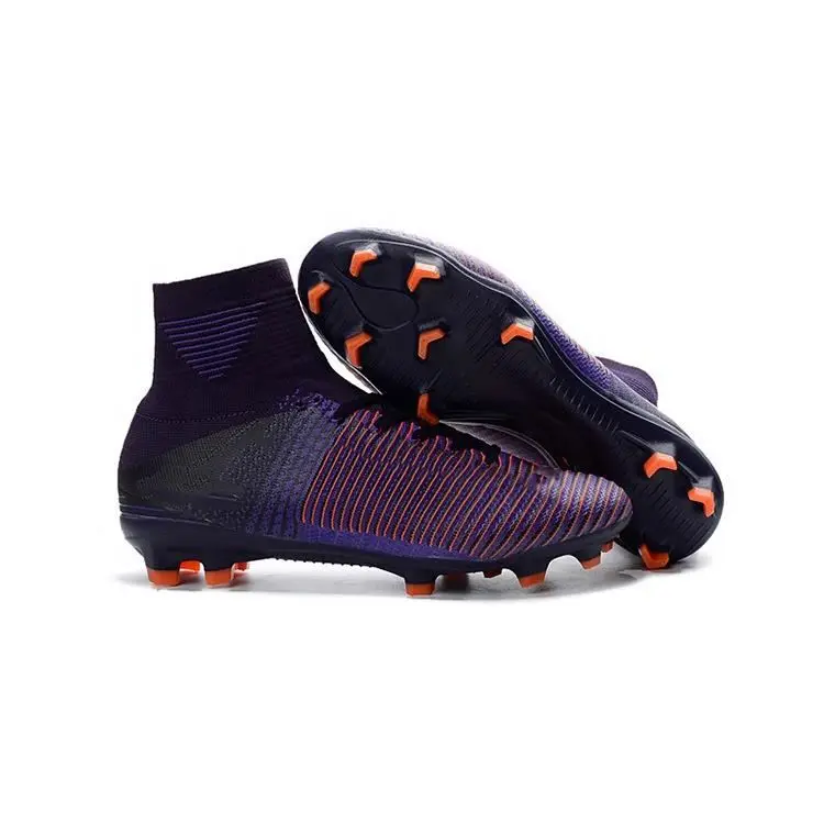 Top Quality Soccer Boots Men Outdoor Training Football Boots Accept OEM