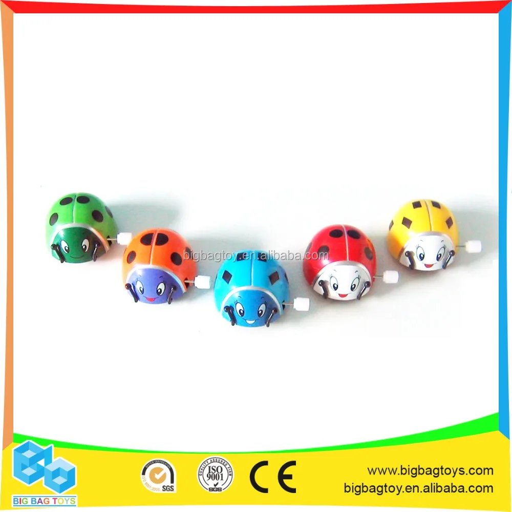 High Quality colorful wind up dancing toys robot toy for kids