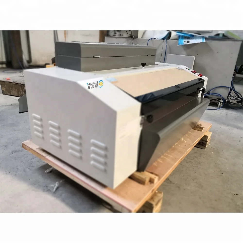 TR-UVC18  UV coater for shet desktop UV laminating machine for paper for small working place