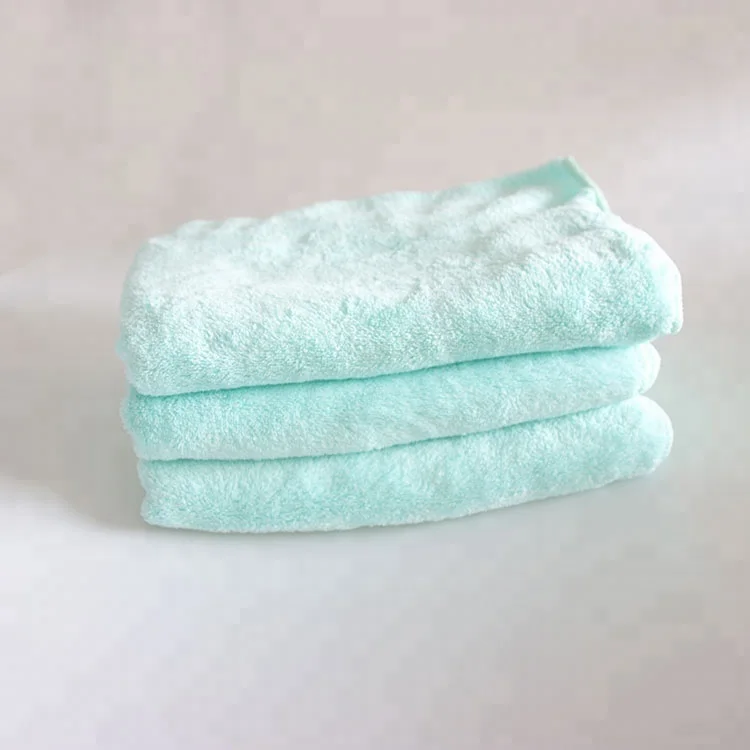 Мягкое банное полотенце из микрофибры и кораллового флиса