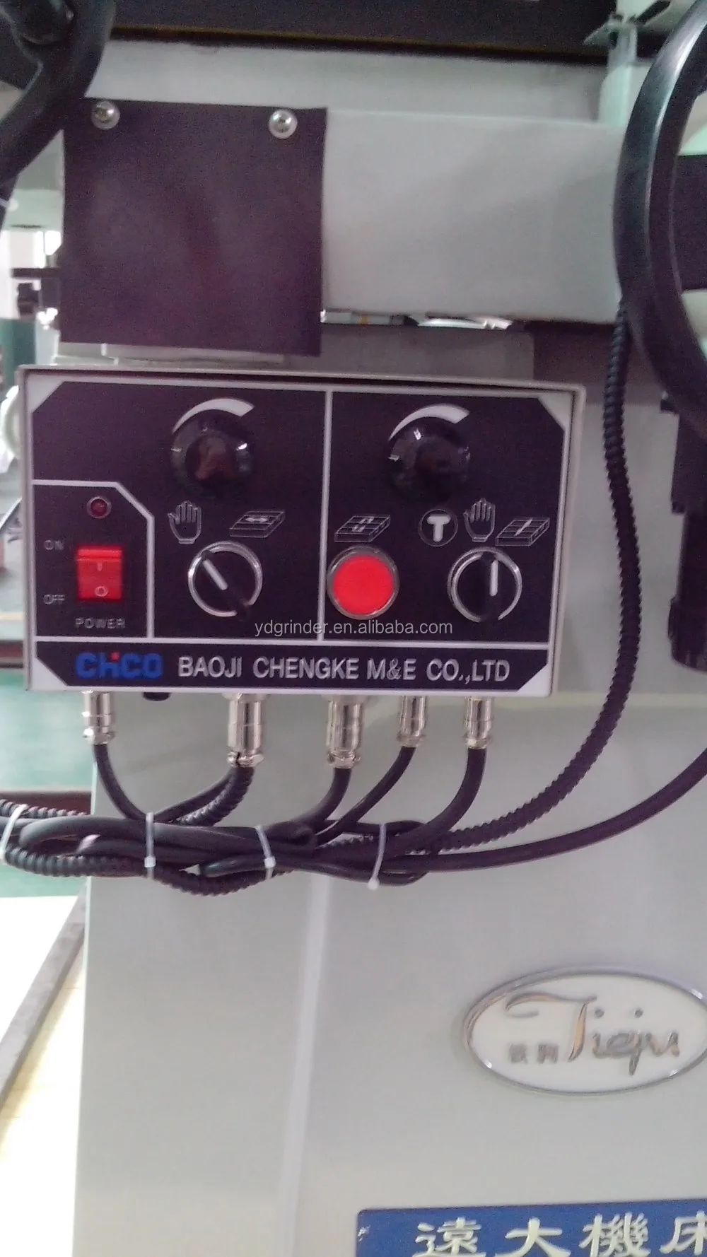 Electric surface grinder with DRO MD820