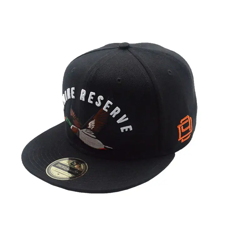 Design Famous Brand Elegant Embellished Privite Logo 5 Panel Plain Blank Snapback Cap Hat with 3D Embroidery Logos