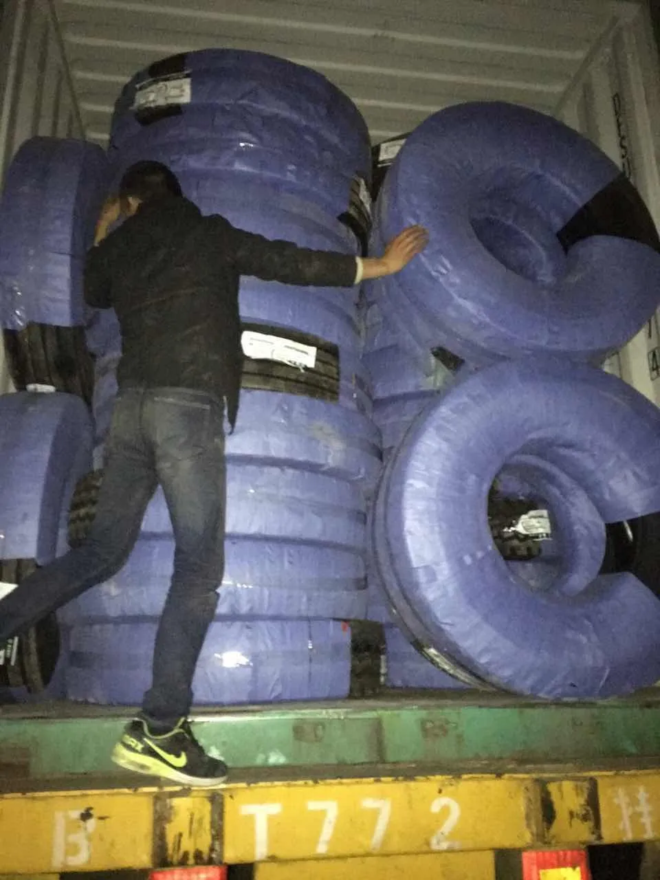 GUOBAO & HILO 12R22.5 шины грузовые оптом