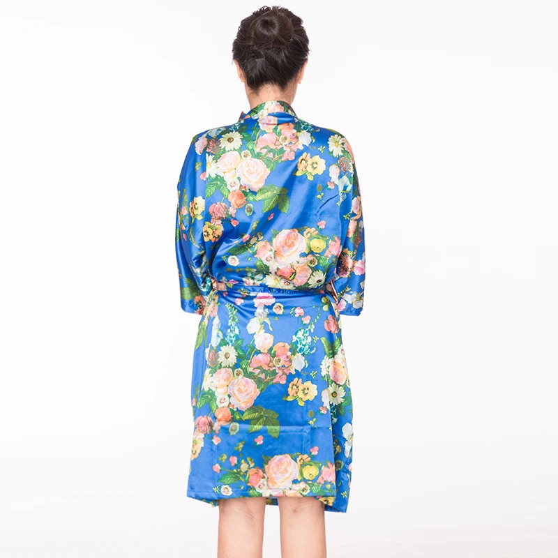 Vinnie New arrival silk kimono robe for men short satin