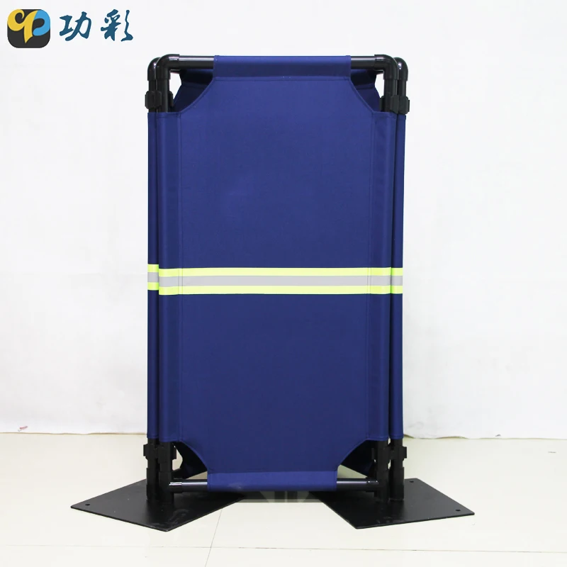 Three Panel Advertising Panel Plastic Oxford Cloth Folding Reflective Safety Barricade Crowd Control Barrier With Metal Base