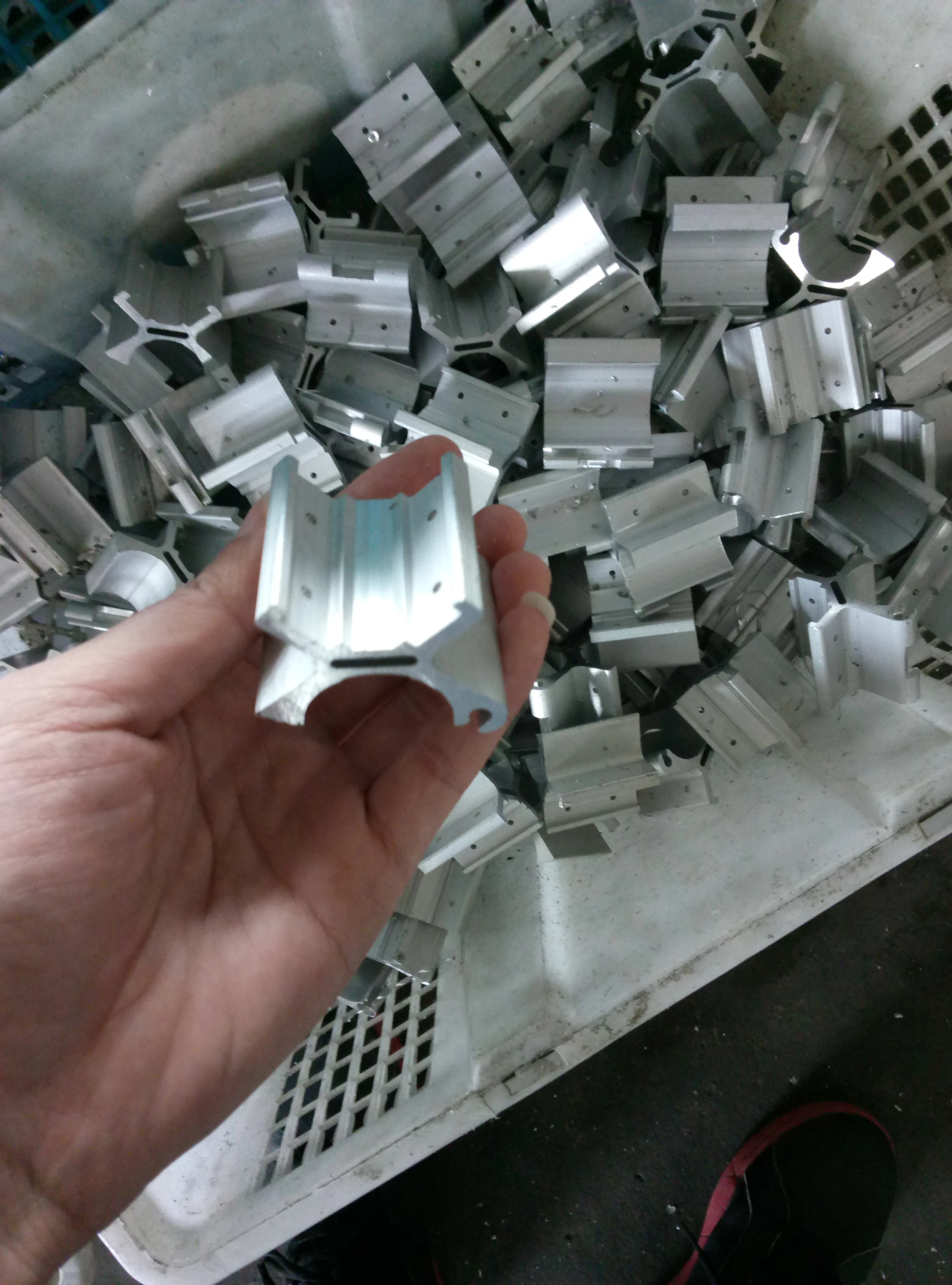 
Jialitte Tactical hunting barrel quick release barrel magnet 1 inch flashlight sight scope magnetic gun mount 