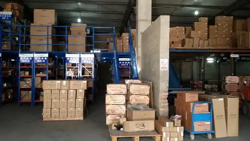 FOTON AUMAN SPARE PARTS/BJ3258 spare parts/auman cabin AUTO PARTS