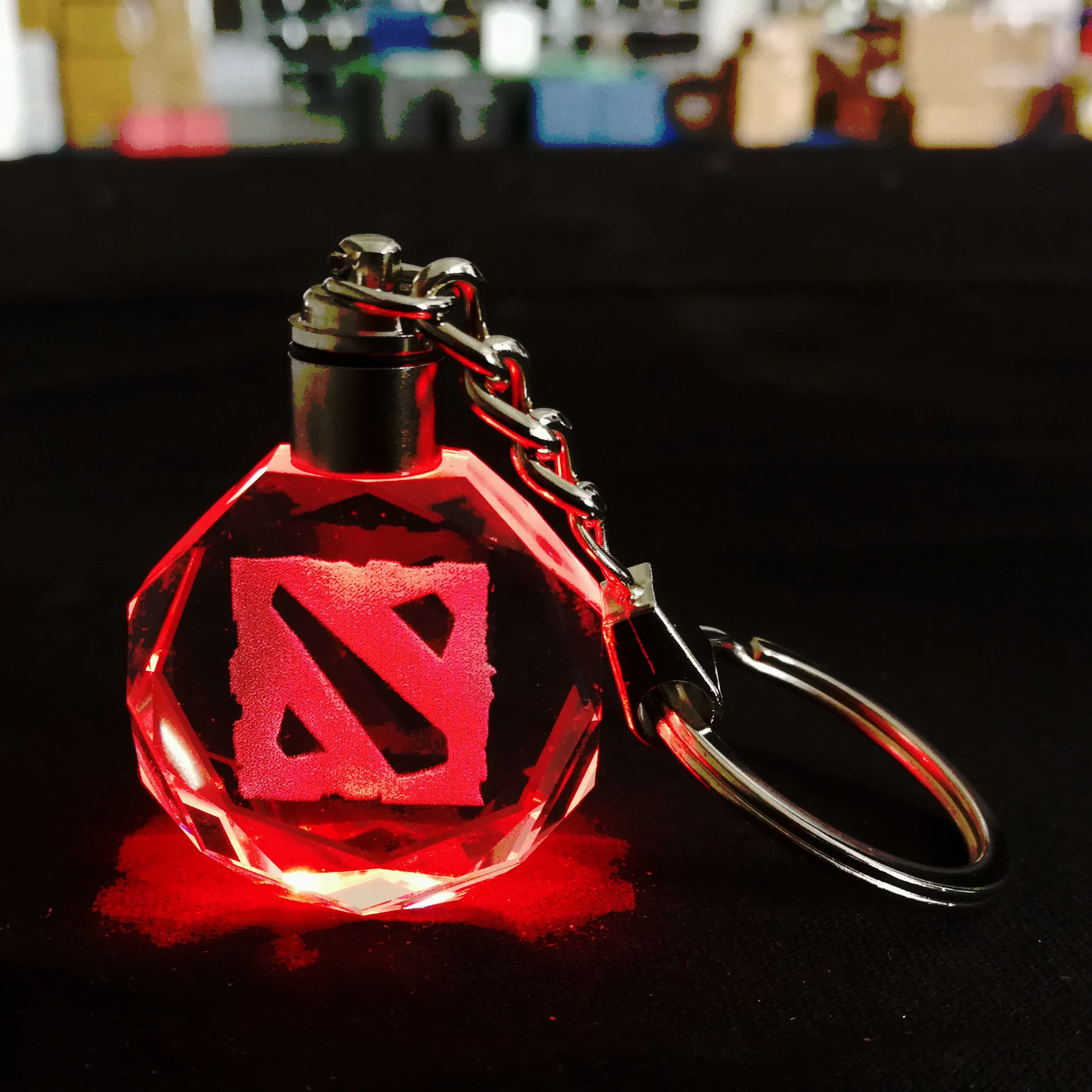 Factory Wholesale game  Logo Key chain Custom  healing k9  crystal led  Keychain with led