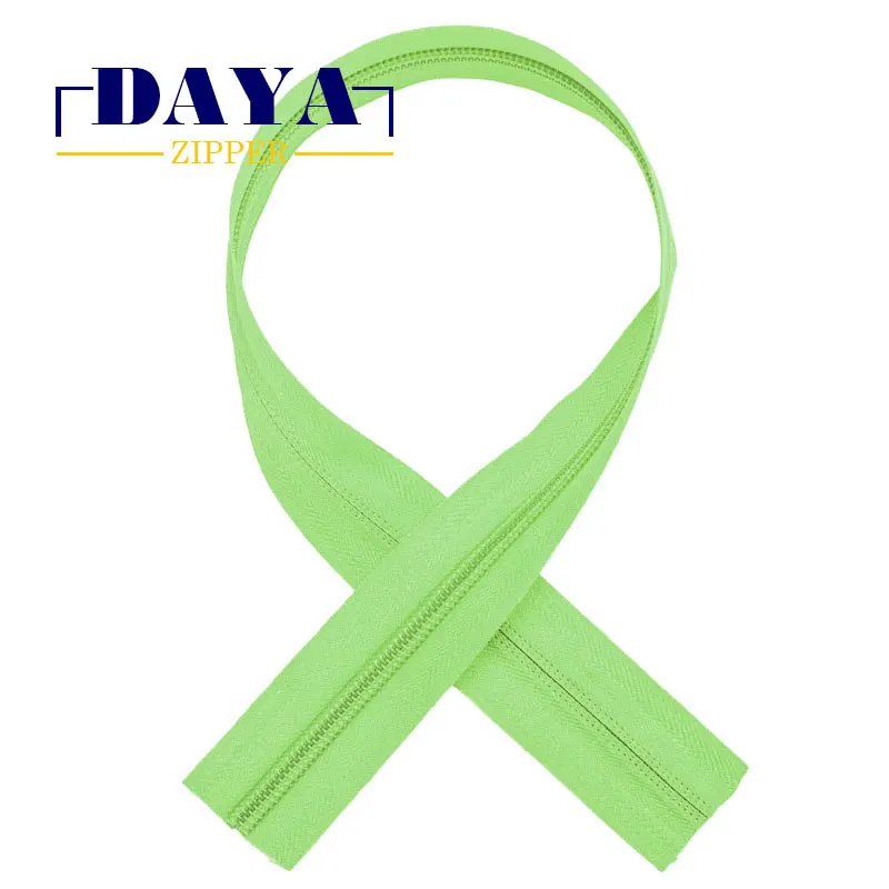 200m per roll package width 3.2cm 16.5g/m No.5 colored coil meter zipper