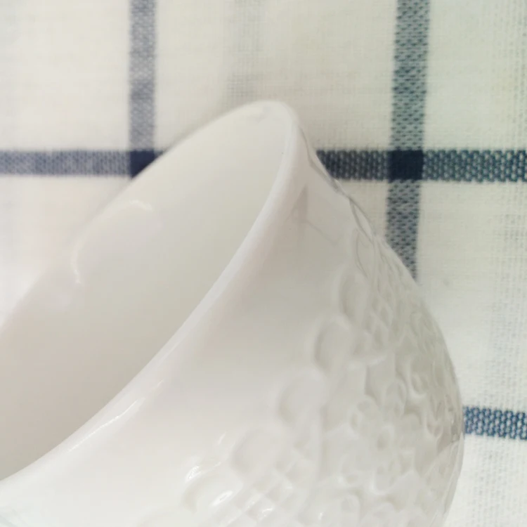 Wholesale porcelain decorative embossed design tea ceramic cawa cup
