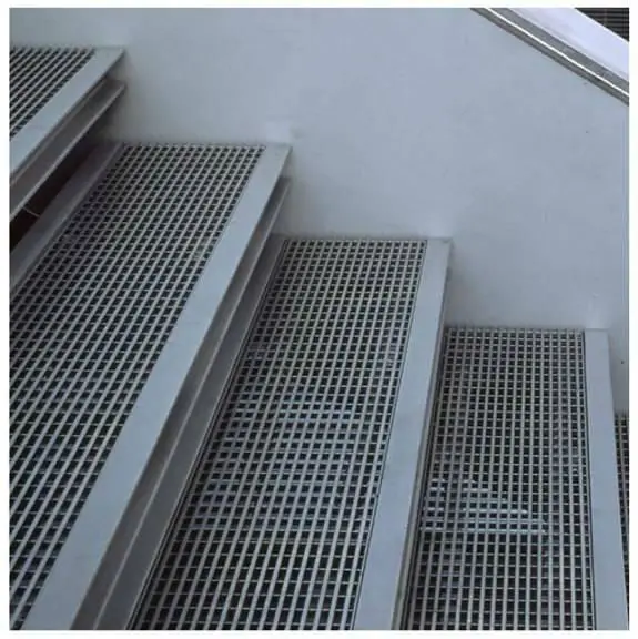 
galvanized steel stair tread 