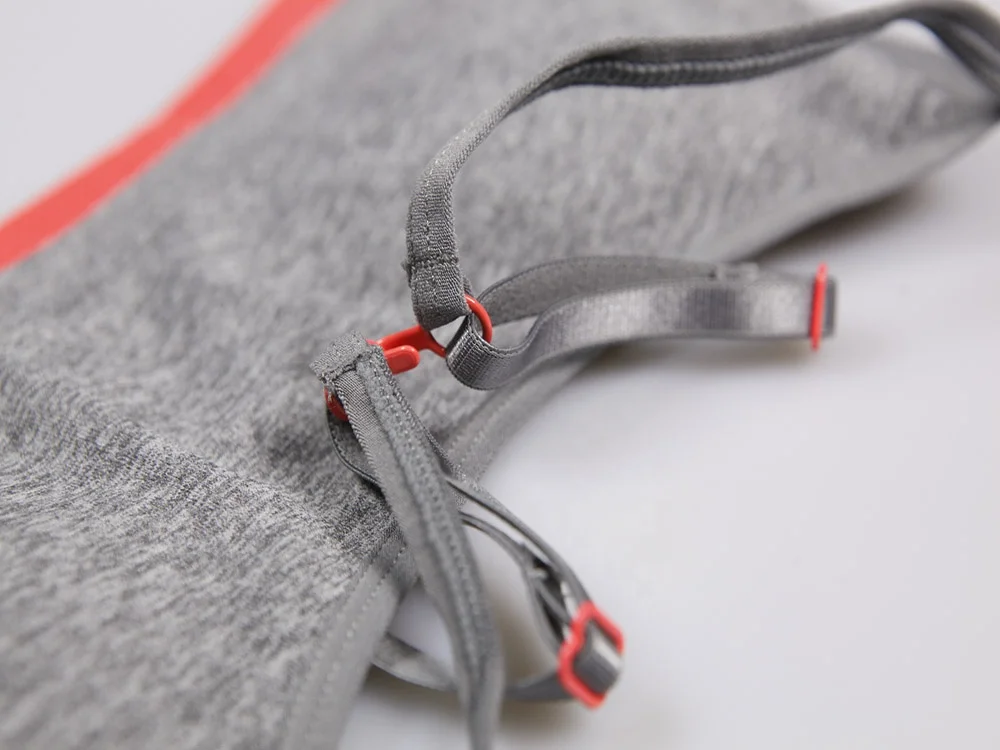 
Three Size School Girls Seamless Bra Girls Bralette With Removable Pads and Convertible Straps 