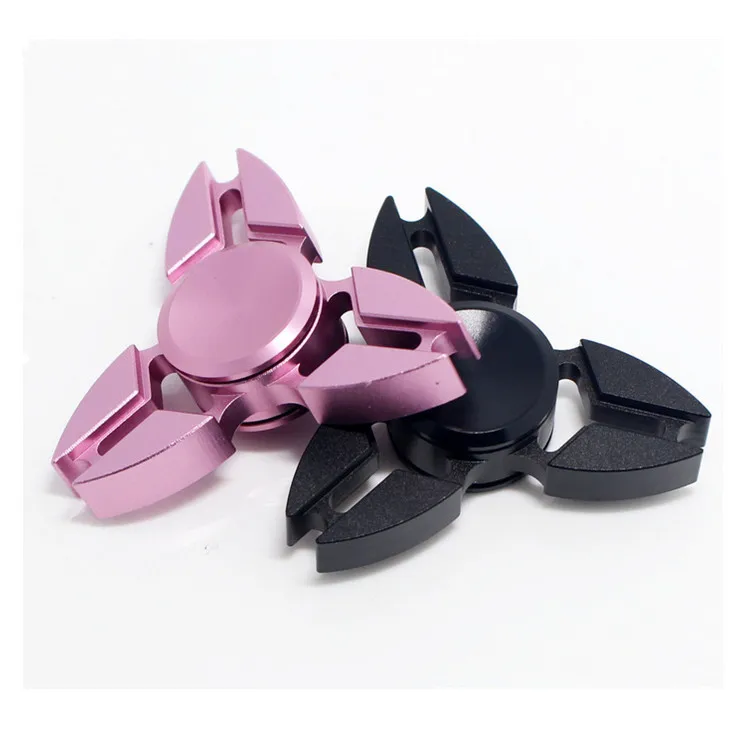 
Innovative Design Aluminium Alloy Three Winged Cute Crab Shaped Hand Spinner Toys 