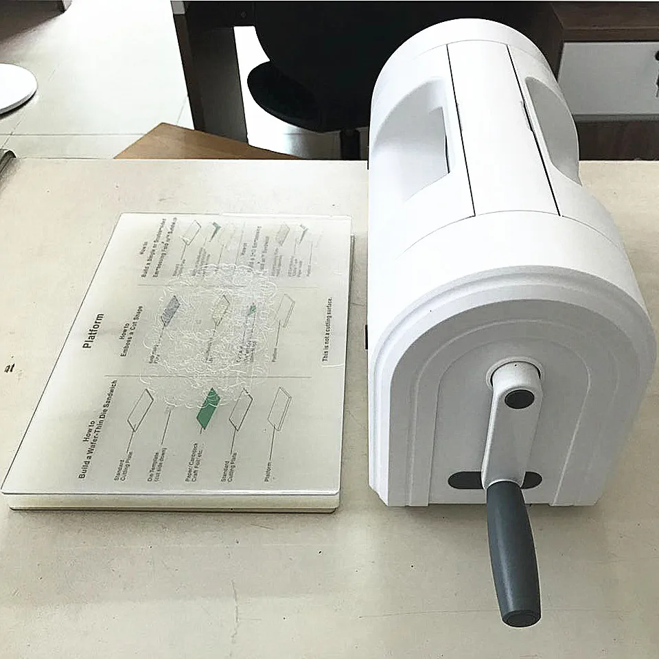DIY scrapbook die cutting machine good quality paper embossing die-cutting machine