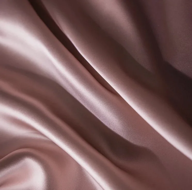 
 Оптовая продажа высококачественного однотонного атласного шелка  