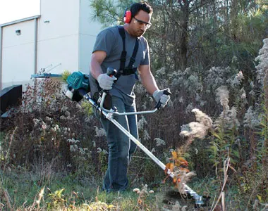 Makita EM2650UH 25.4cc MM4 прямой вал беспроводные кусторезы (4-х тактный)