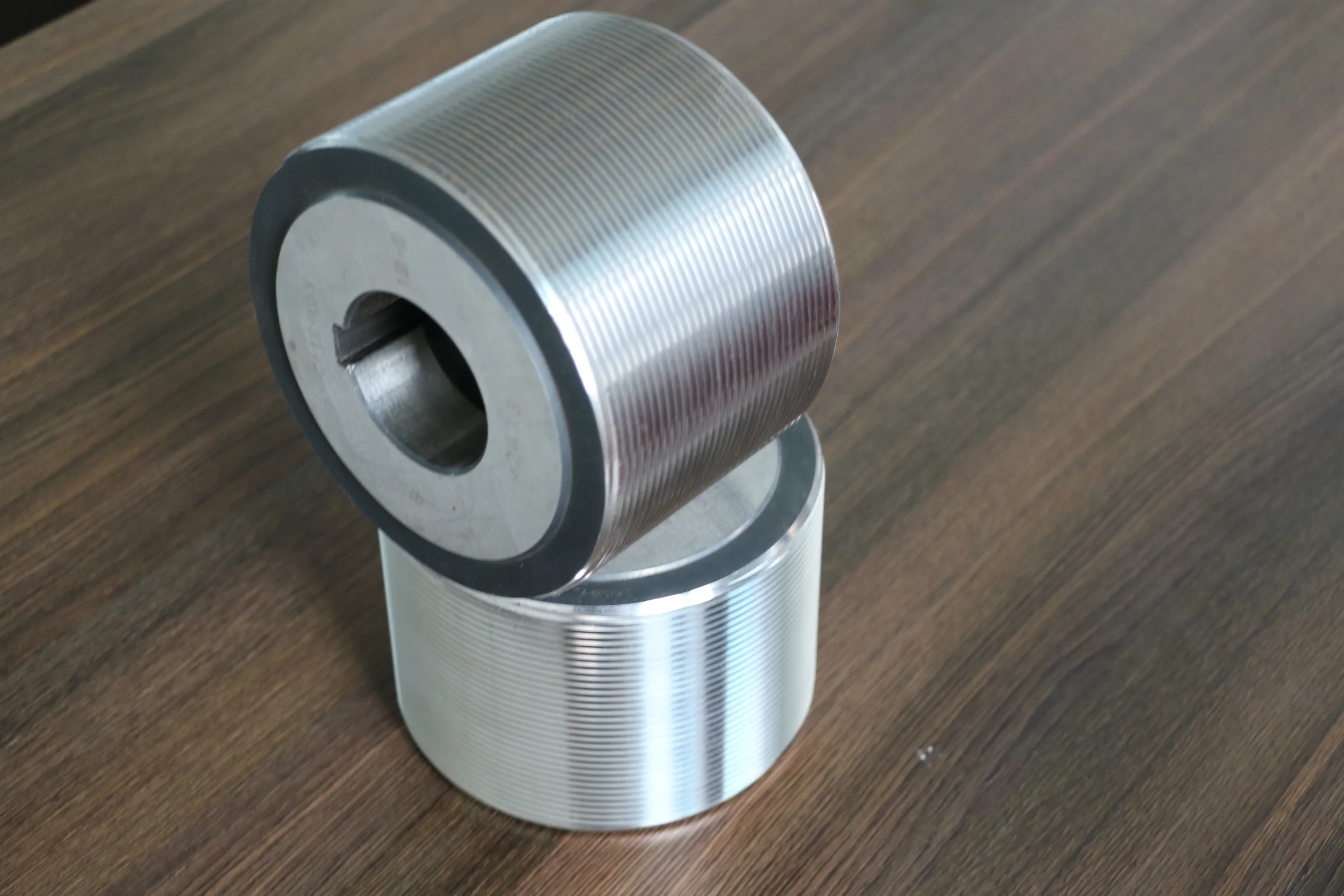 Forming thread dies, thread rolling dies