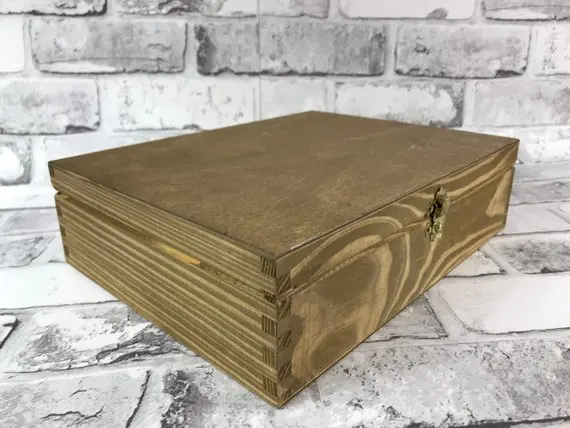 Personalized Wooden Lockable Tea Bag Box With Twelve Compartments