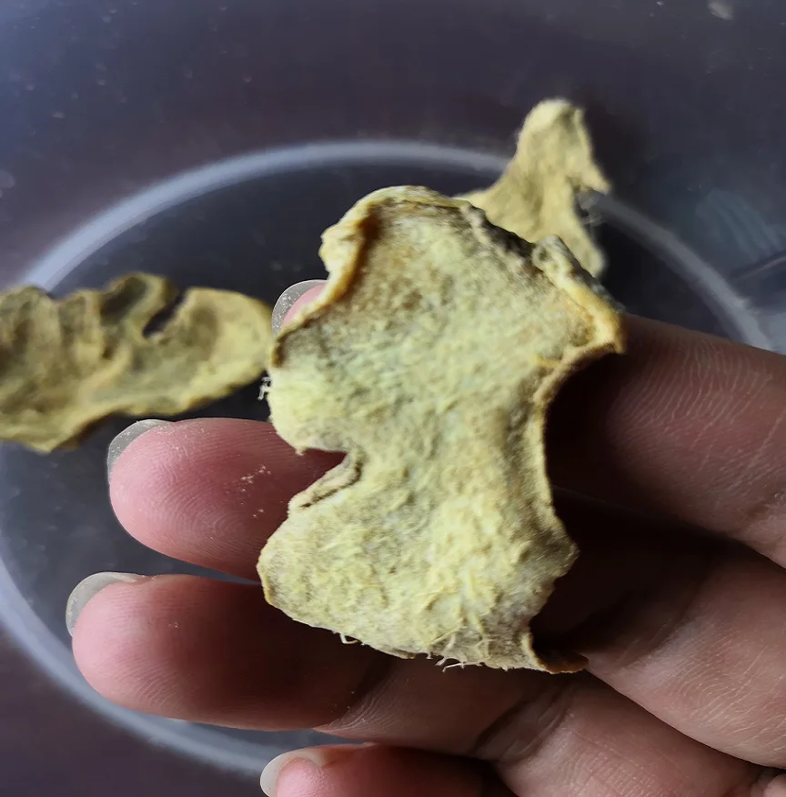 
Dried ginger slices with high health benefits 