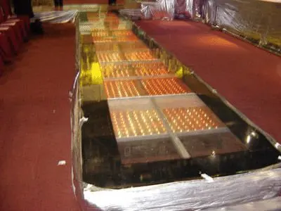 Crushed tempered structural glass floor
