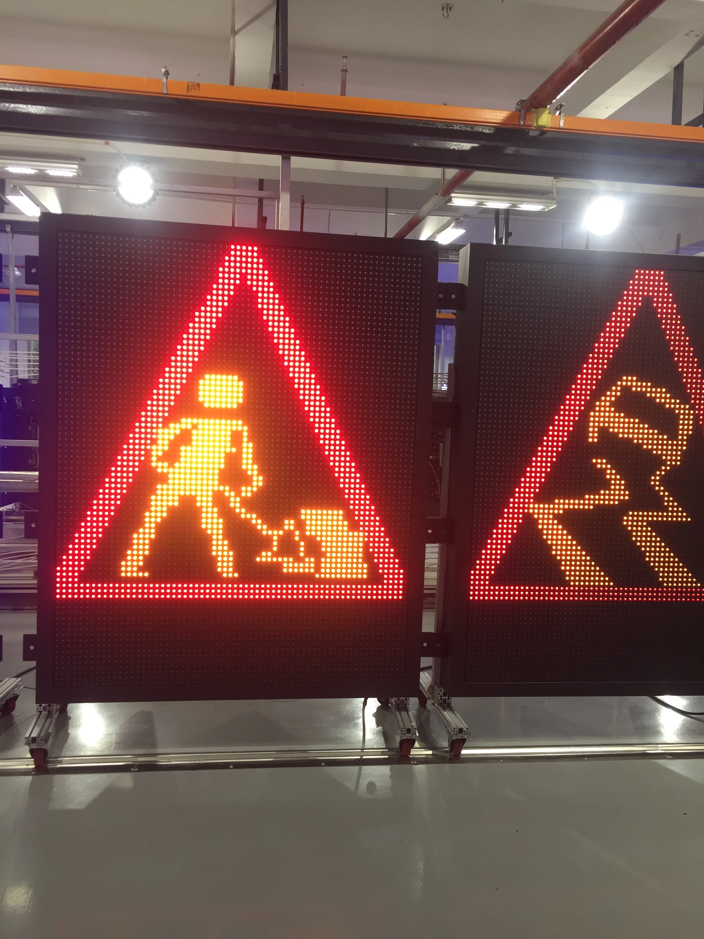 Energy Saving LED Traffic sign  for Road Highway variable message sign road traffic signs factory