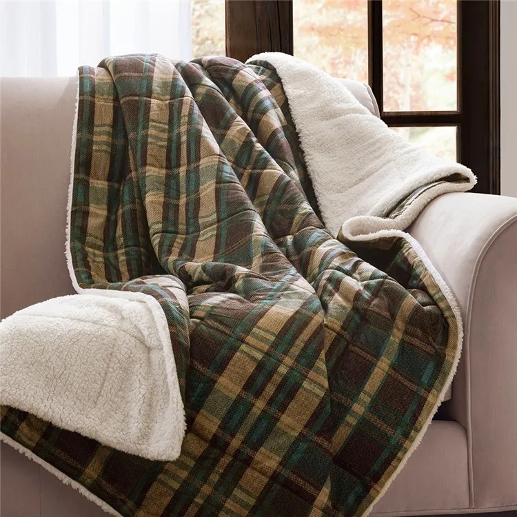 Wholesale high quality modern bed blanket red plaid pattern queen size blankets