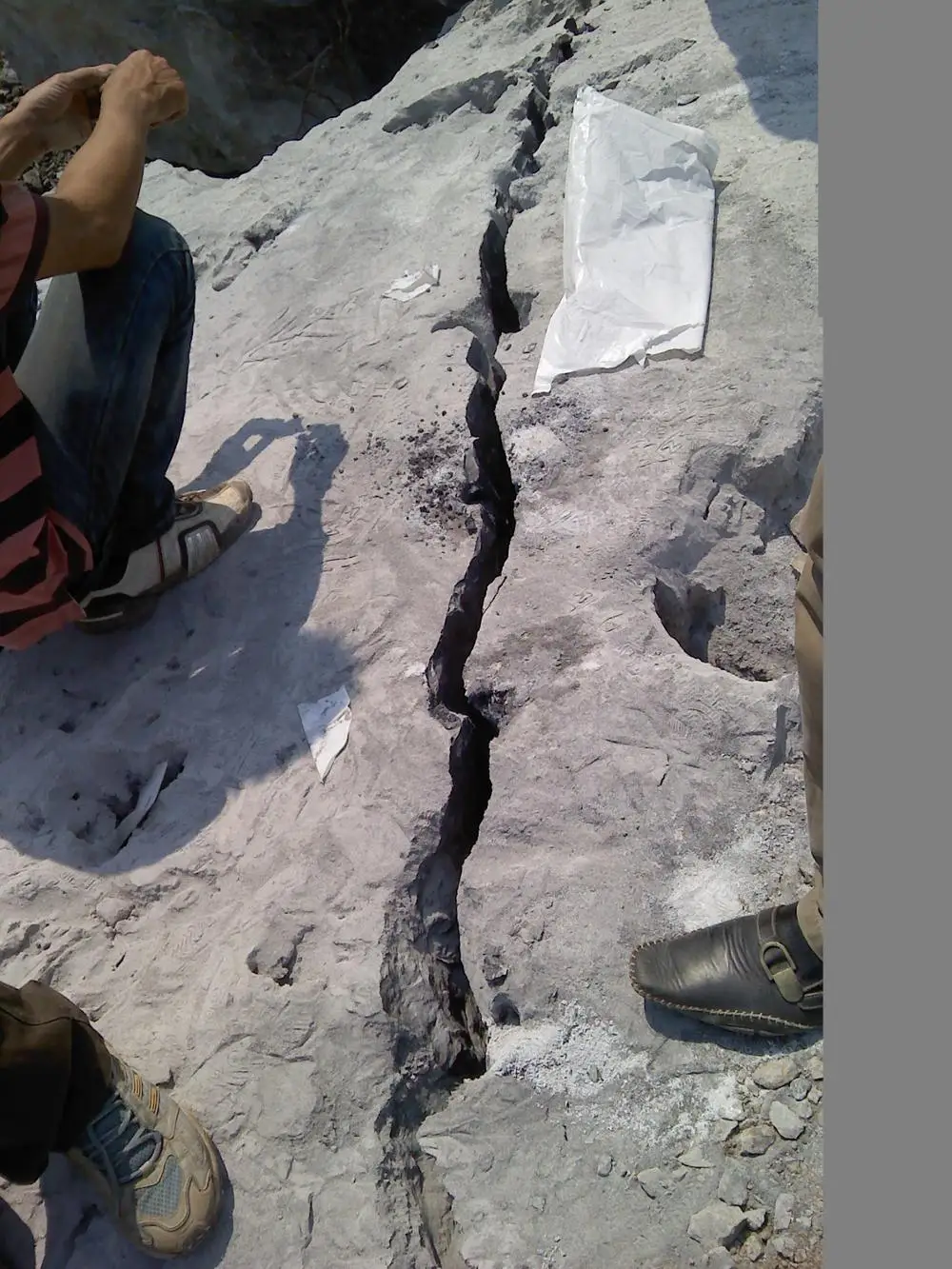 Химическое растрескивание бетона