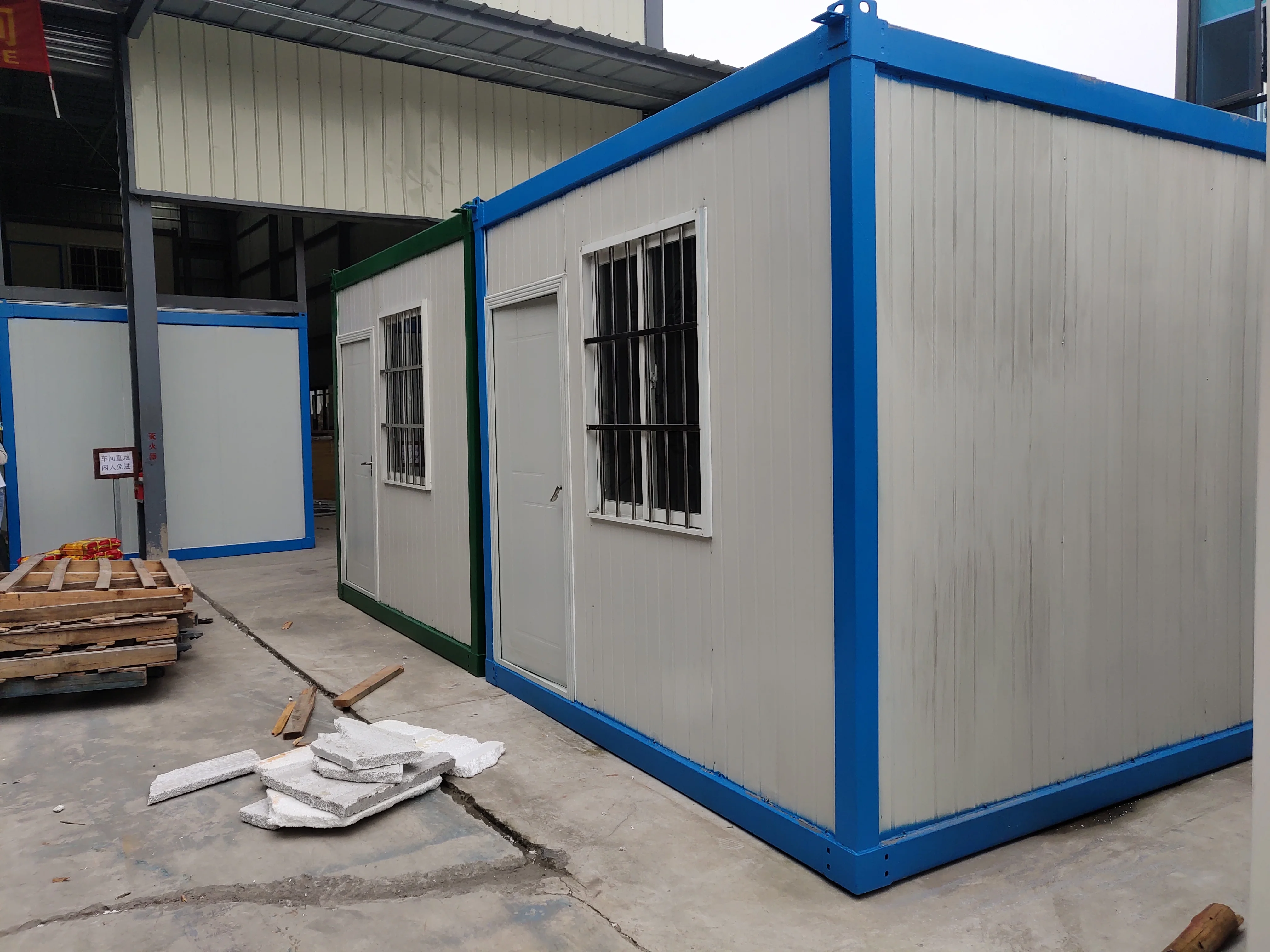 Low Price container home assembled folded steel structure sandwich panel house prefab modular modern container   house
