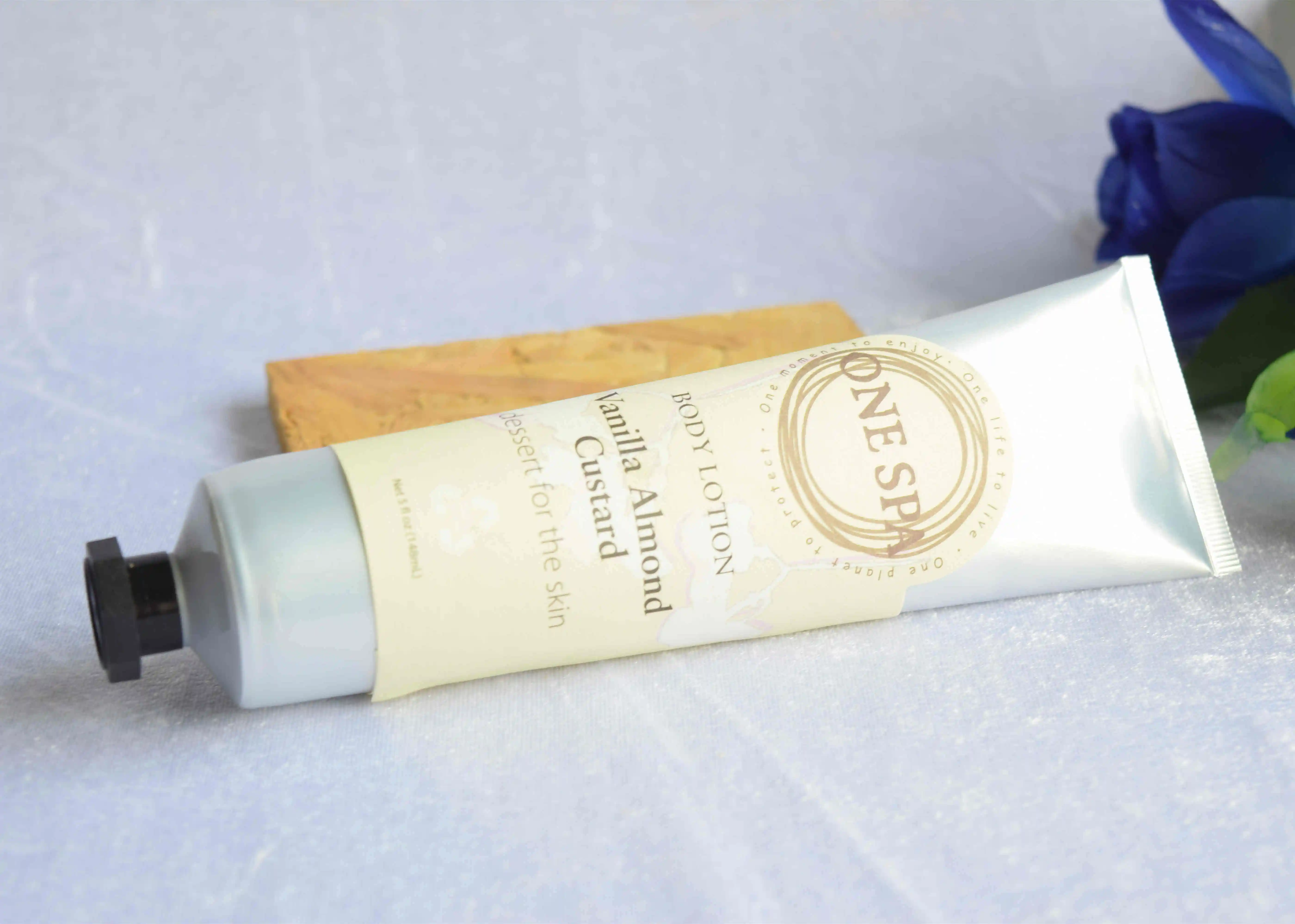 
Movic Star Skin body lotion skin lightening body lotion 